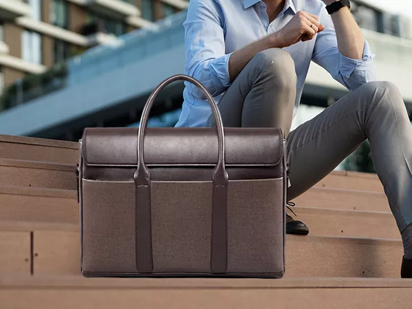 Paano pumili ng isang bag ng laptop