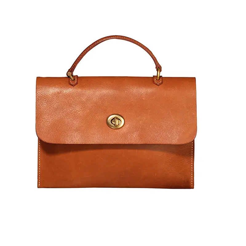 Leather Messenger Bag na may tanned na gulay